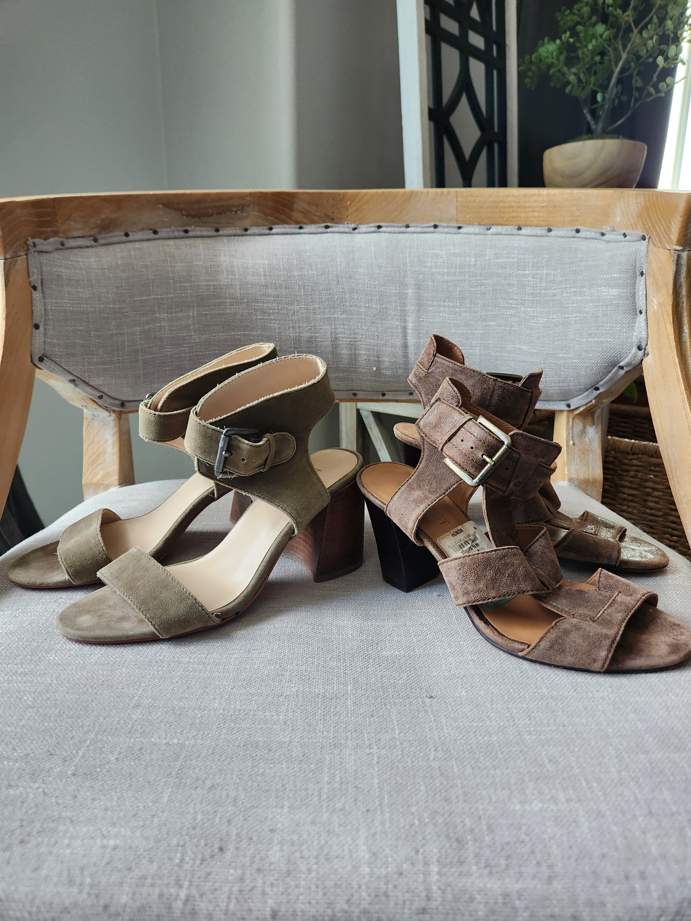 Bundle 2 Leather Chunky Heel Sandals in Olive and Brown 6.5 Nine West Good Cond.